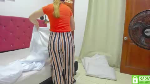 Snapshot of ruth_harvey chatting on 07-04-26, 12:55 Ruth online show from 07-04-26, 12:55