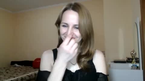 Snapshot of ruthpark chatting on 11-29-25, 05:49 Ruth online show from 11-29-25, 05:49