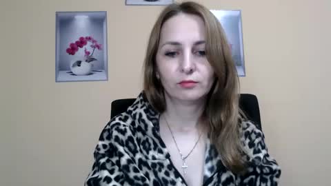 Snapshot of ruthpark chatting on 12-02-25, 10:42 Ruth online show from 12-02-25, 10:42