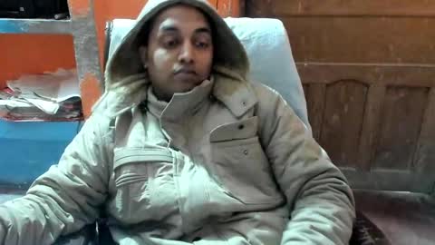 Snapshot of rwb17 chatting on 01-10-25, 05:26 rwb17 online show from 01-10-25, 05:26