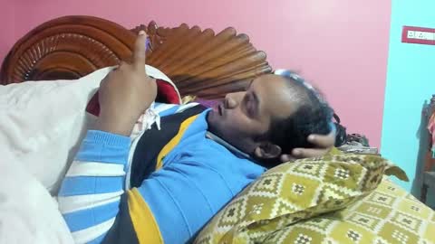 Snapshot of rwb17 chatting on 01-28-25, 04:41 rwb17 online show from 01-28-25, 04:41