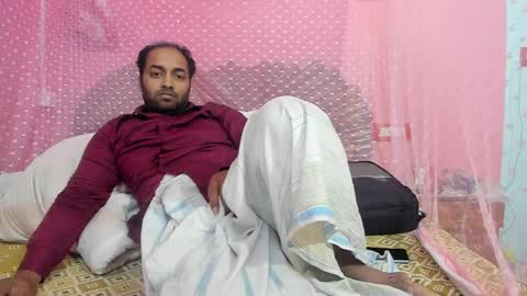 Snapshot of rwb17 chatting on 02-09-25, 06:01 rwb17 online show from 02-09-25, 06:01