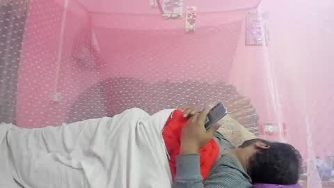 Snapshot of rwb17 chatting on 02-11-25, 04:56 rwb17 online show from 02-11-25, 04:56