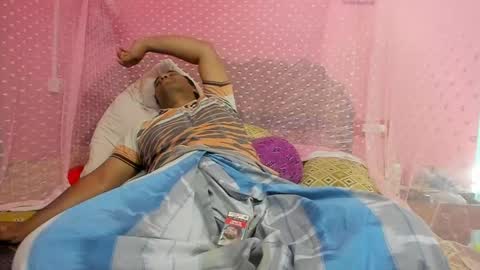 Snapshot of rwb17 chatting on 02-12-25, 09:20 rwb17 online show from 02-12-25, 09:20