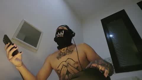 ryan_blake1 online show from 03-12-26, 05:19