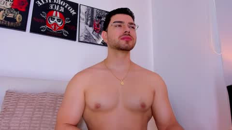 Ryan  online show from 12-14-25, 02:44