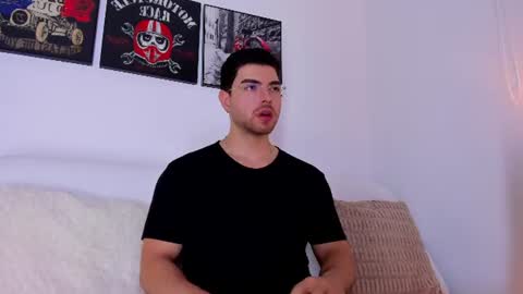 Snapshot of ryan_cooper_1 chatting on 07-05-26, 04:19 Ryan online show from 07-05-26, 04:19