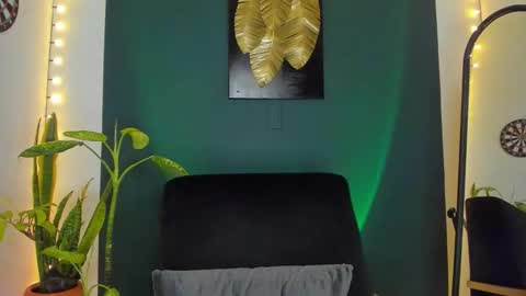 Ryan independent model online show from 09-17-25, 01:18