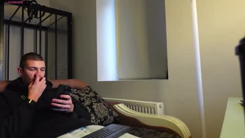 Snapshot of ryan_dozer chatting on 11-19-25, 07:30 RYAN DOZER online show from 11-19-25, 07:30