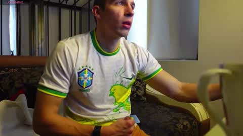 Snapshot of ryan_dozer chatting on 11-20-25, 08:14 RYAN DOZER online show from 11-20-25, 08:14