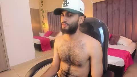 Snapshot of ryan_jackson_ chatting on 11-14-25, 04:33 ryan_jackson_ online show from 11-14-25, 04:33