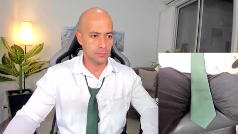 ryan_master_ online show from 01-10-25, 09:02