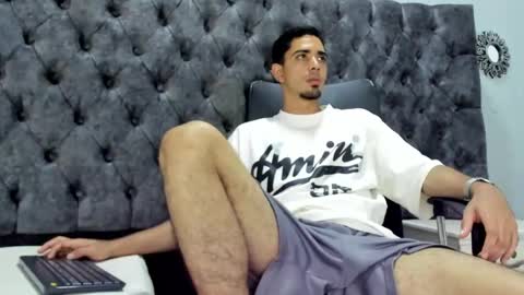 Ryan online show from 03-11-25, 08:42