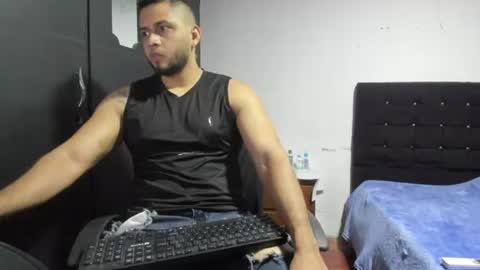 Snapshot of ryan_xc1 chatting on 07-09-26, 02:37 ryan_xc1 online show from 07-09-26, 02:37