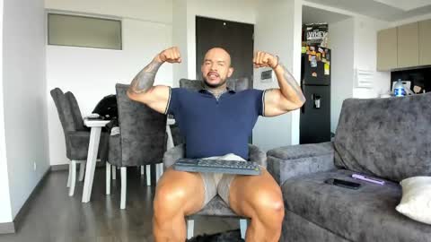 Snapshot of ryanjhonston chatting on 05-01-26, 11:37 Ryan online show from 05-01-26, 11:37