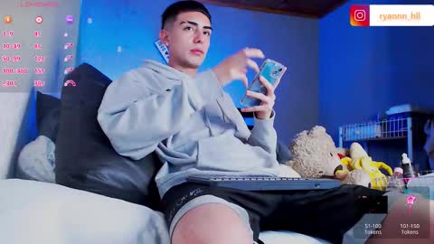 Ryannhill  online show from 09-15-25, 07:41