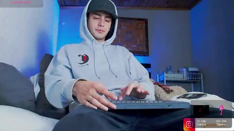 Ryannhill  online show from 05-27-26, 10:18