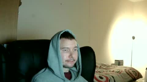 Snapshot of ryder93x chatting on 11-12-25, 07:31 Ryder93 online show from 11-12-25, 07:31