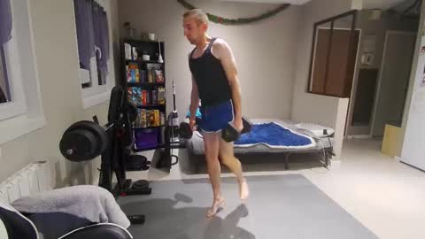 Snapshot of ryukukamifr chatting on 12-05-25, 07:43 Ryuk FR online show from 12-05-25, 07:43