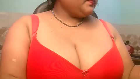 HotLovers online show from 10-24-25, 05:59