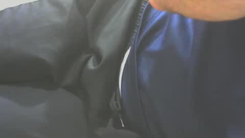 Cloney online show from 10-20-25, 06:52