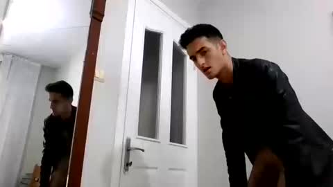 Snapshot of s2ici chatting on 10-18-25, 08:04 s2ici online show from 10-18-25, 08:04