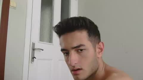 Snapshot of s2ici chatting on 10-21-25, 09:32 s2ici online show from 10-21-25, 09:32