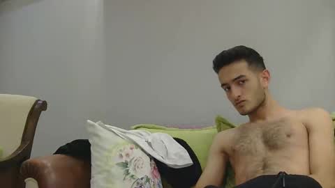 Snapshot of s2ici chatting on 11-19-25, 03:45 s2ici online show from 11-19-25, 03:45