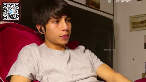 Snapshot of s_a_t_u_r_n chatting on 12-17-24, 07:29 ST online show from 12-17-24, 07:29