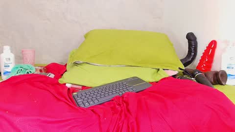 Snapshot of s_sofia_ chatting on 01-27-25, 10:27 s_sofia_ online show from 01-27-25, 10:27