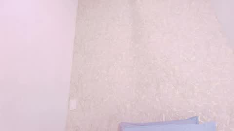 Snapshot of s_sofia_ chatting on 09-09-25, 07:13 s_sofia_ online show from 09-09-25, 07:13