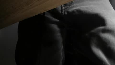 Snapshot of s_sven chatting on 02-17-25, 07:37 Steven Independent online show from 02-17-25, 07:37