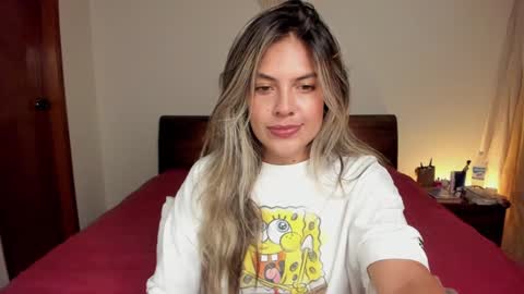 Snapshot of s_u_n_r_i_s_e_e chatting on 01-13-25, 02:28 Leslie Beltrn online show from 01-13-25, 02:28