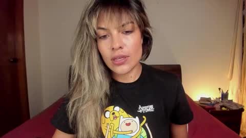 Snapshot of s_u_n_r_i_s_e_e chatting on 02-07-25, 02:40 Leslie Beltrn online show from 02-07-25, 02:40