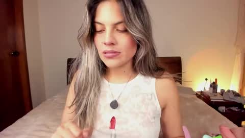 Leslie Beltrn online show from 05-24-26, 03:00