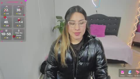 saaya_tay online show from 09-15-25, 03:06