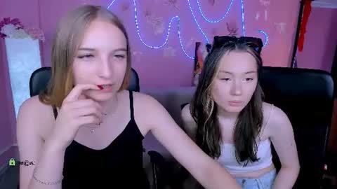 Snapshot of sabina_wul chatting on 06-25-26, 12:09 Sabina online show from 06-25-26, 12:09