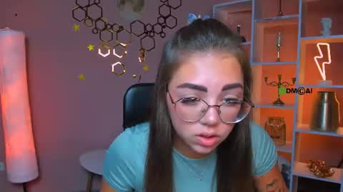 Snapshot of sabina_wul chatting on 08-05-26, 12:30 Sabina online show from 08-05-26, 12:30