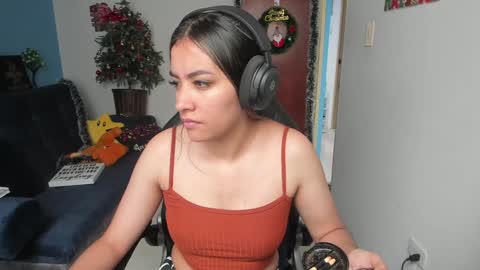 Snapshot of sabrina_chester_02 chatting on 12-27-24, 02:43 Angie online show from 12-27-24, 02:43