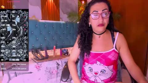 Snapshot of sabrina_dupont chatting on 12-13-25, 08:36 SABRINA online show from 12-13-25, 08:36