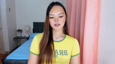 Snapshot of sabrina_hilson chatting on 09-25-25, 04:00 sabrina_hilson online show from 09-25-25, 04:00