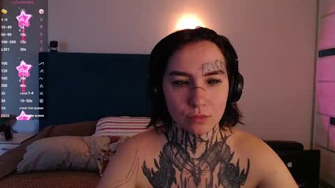 Snapshot of sabrina_raiders_666 chatting on 10-03-25, 08:22 Lilith Solar online show from 10-03-25, 08:22