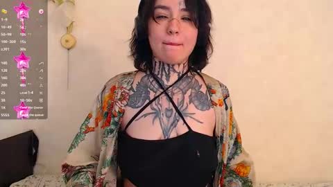 Snapshot of sabrina_raiders_666 chatting on 10-13-25, 09:53 Lilith Solar online show from 10-13-25, 09:53