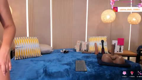 Snapshot of sabrina_shark chatting on 04-25-26, 02:03 Sabrina Shark online show from 04-25-26, 02:03
