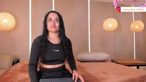 Snapshot of sabrina_shark chatting on 05-23-26, 02:17 Sabrina Shark online show from 05-23-26, 02:17