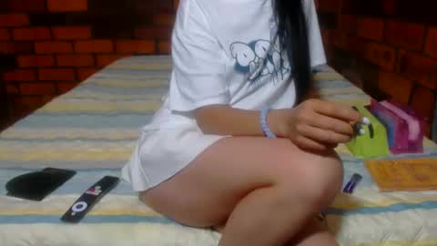 Snapshot of sabrina_v_ chatting on 03-08-25, 05:38 Sabrina online show from 03-08-25, 05:38