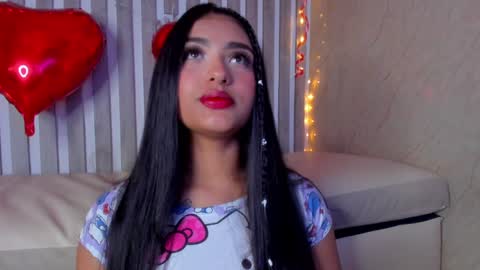 Snapshot of sabrinahims_ chatting on 02-03-25, 11:26 mariana online show from 02-03-25, 11:26