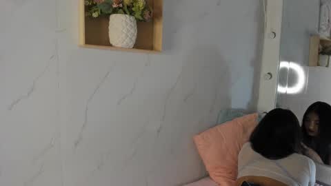 Snapshot of sabrinahims_ chatting on 10-07-25, 12:41 mariana online show from 10-07-25, 12:41