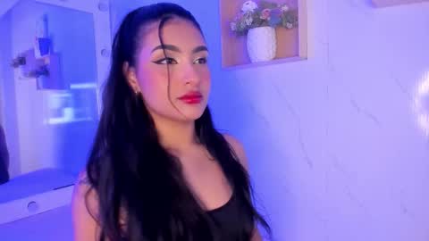 Snapshot of sabrinahims_ chatting on 11-20-25, 05:51 mariana online show from 11-20-25, 05:51