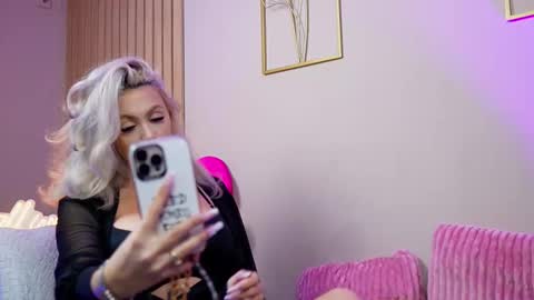 SabrinaJade online show from 10-21-25, 04:46